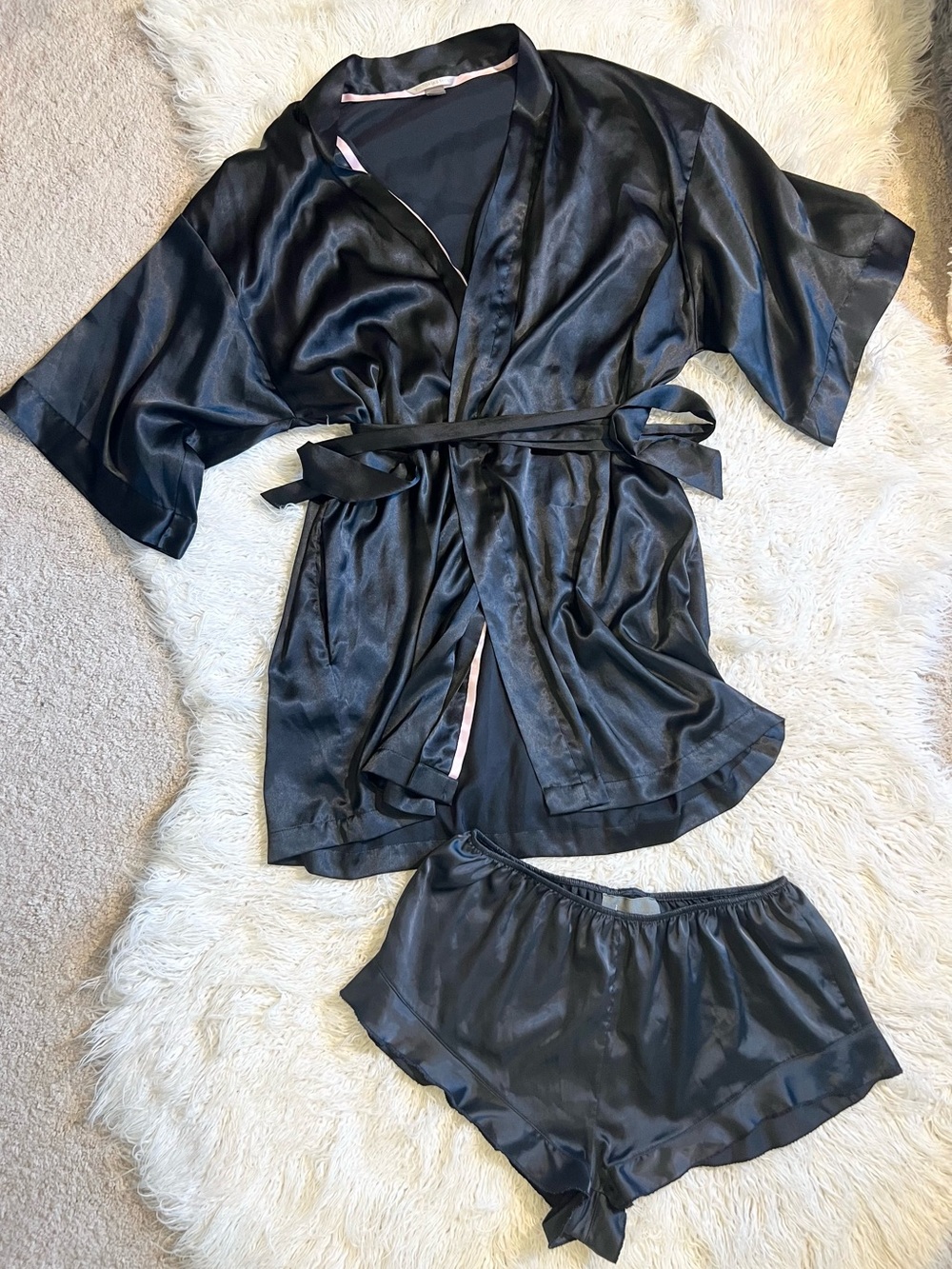 Satin Robe Bundle! - Picture 14 of 14